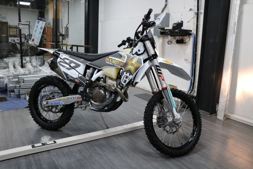 Moto Cross Husqvarna 350 2023