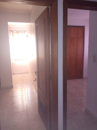 Imagen 8 de 19 de Century 21 Inmoservi Ofrece Amplio Apartamento En Residencias Karla-valentina