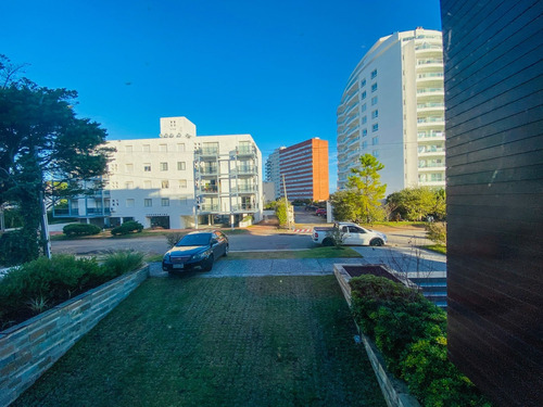 Imagen 14 de 14 de Apartamento En Venta De 1 Dormitorio C/ Cochera En Maldonado