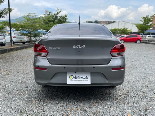 Kia Soluto 1.4 Emotion Mt