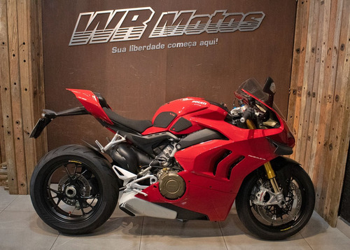 Ducati Panigale V4 S 2021