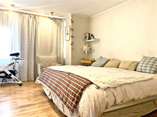 Casa En Arriendo De 4 Dorm. En Las Condes