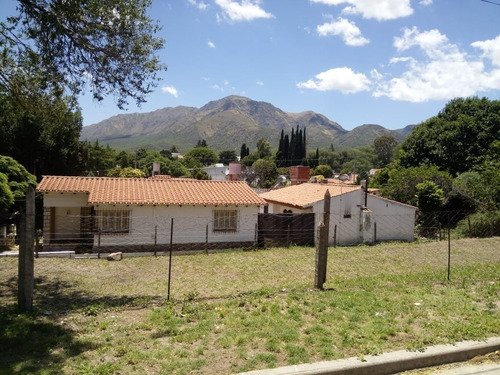 Tres Terrenos En Block Con Vista Al Cerro Uritorco,  B° San Martín- Capilla Del Monte.