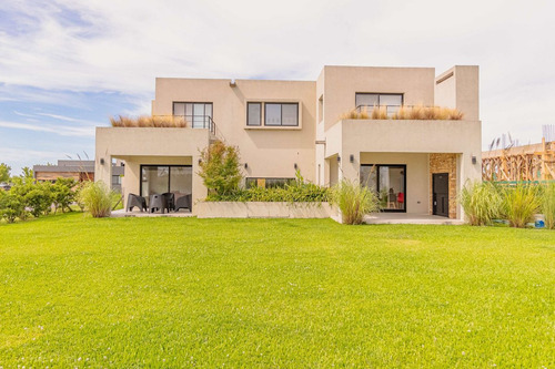 Venta Casa Puertos Acacias Eco Sustentable