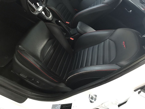 Imagen 14 de 15 de Kia Forte 2019 1.6 Gt Turbo 5p At