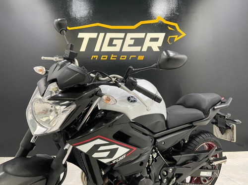 Imagem 3 de 11 de Yamaha Xj6 N 2015 - 22.600km