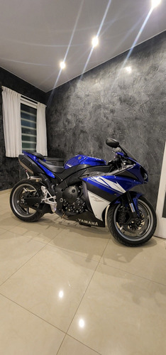 Imagen 2 de 15 de Yamaha R1 Crossplane