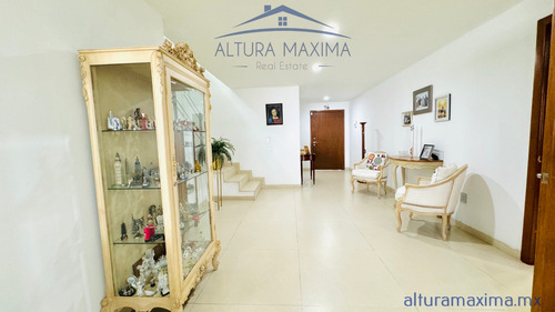 Casa En Venta Atlas Colomos Zapopan Membresía De Regalo