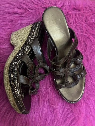 Sandalias Zuecos Viamo (Usado)