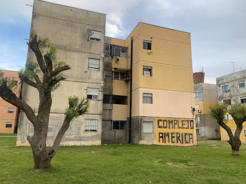 Colon.complejo America. Se Vende Apto De 4 Dorm Y 2 Baños !!