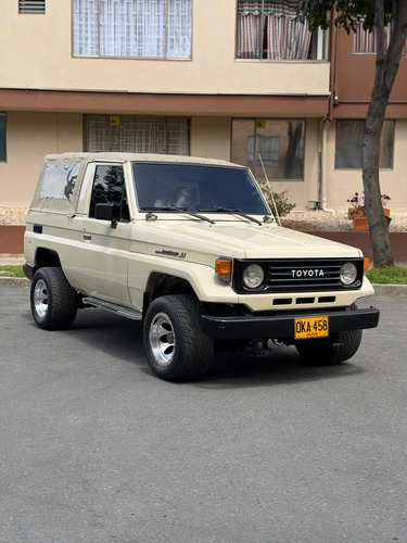 Toyota Fzj 73 Modelo: 1995 Motor: 4.500