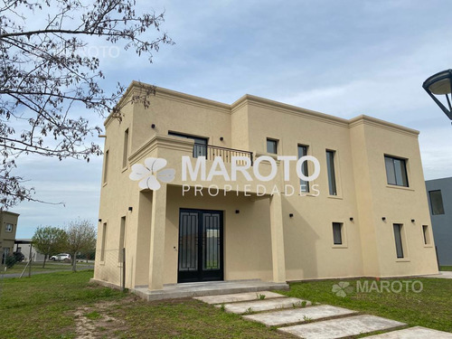 Casa En Venta En Barrio El Canton - Maroto Propiedades