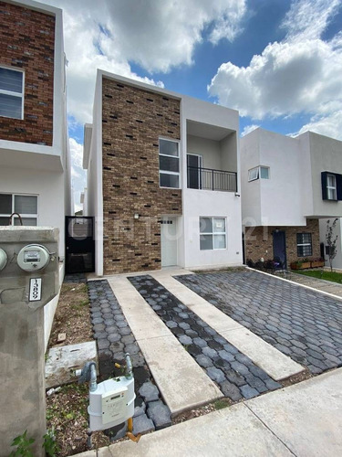 Imagen 2 de 16 de Casas En Renta Zona Reliz Tracia Residencial Chihuahua