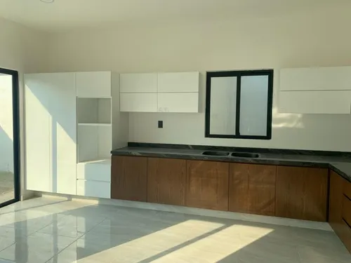 Lomas Del Sol Estrena Casa A Unas Cuadras Del Mar, Con Alberca En La Riviera Veracruzana.