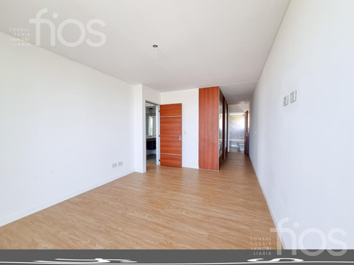 Venta Departamento De Dos Dormitorios Con Balcon, Cochera Y Amenities En Puerto Norte