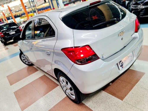 Chevrolet Onix 1.4 MPFI LT 8V