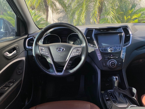 Imagem 9 de 13 de Hyundai Santa Fé Gls 3.3 V6 4x4 - 7 Lugares Financio