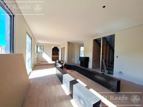 Casa 4 Ambientes En Venta En Villa Verde - Bariloche
