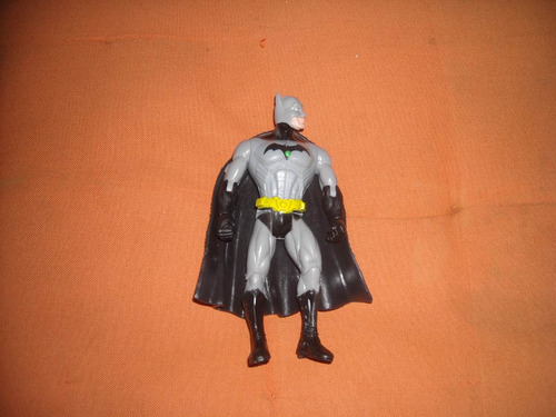 Figura De Batman 14 Cm D Alto Vienen En 3 Modelos Diferentes