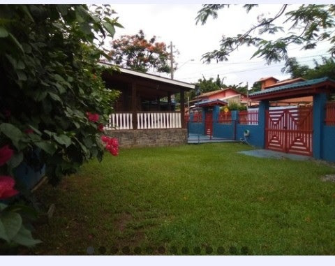 Imagem 2 de 14 de Casa Em Ótima Localização