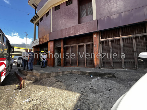 Edificio En Venta En Petare Cda 25-7012 Yf