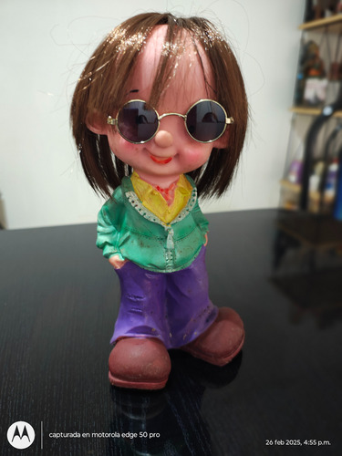 Hermosa Muñeca Decorativa Con Lentes Cerámica Nueva En Caja!