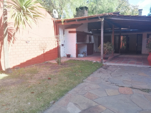 Se Vende Casa En Ph De 2 Dormitorios - Barra De Carrasco