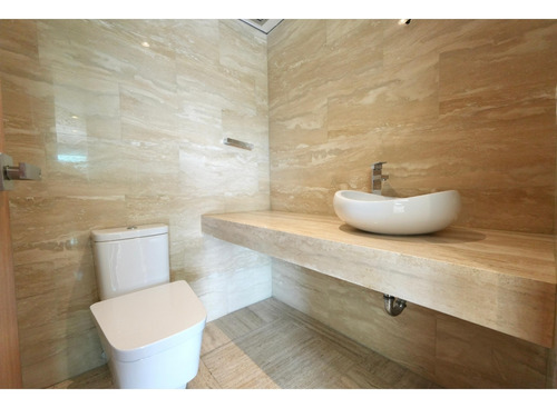 Hermoso Apartamento En Alquiler En Lomas De Las Mercedes 216,67 M2