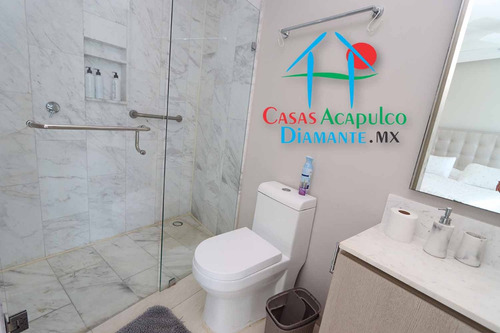 Cad Velera H 10. Departamento Frente Al Mar Para Remodelar: Gran Potencial De Inversión En Ubicación Privilegiada