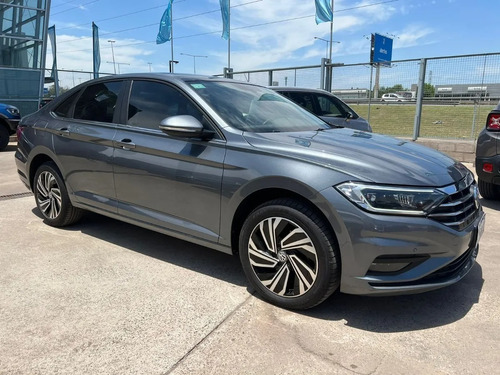 Imagen 24 de 25 de Vento Highline 250tsi Al Us