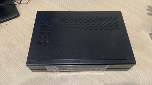 Cisco D9865 Satellite Receiver (Usado)