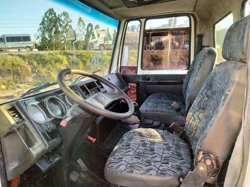 Ford Cargo 2428