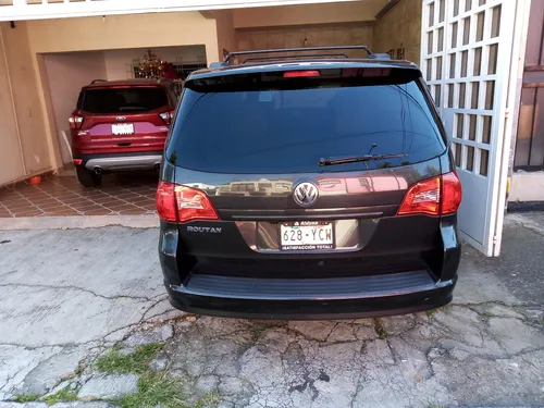 Volkswagen Routan 3.8 Exclusive Tiptronic At