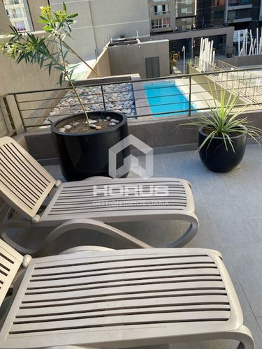 Departamento En Venta De 1 Dorm. En Estación Central