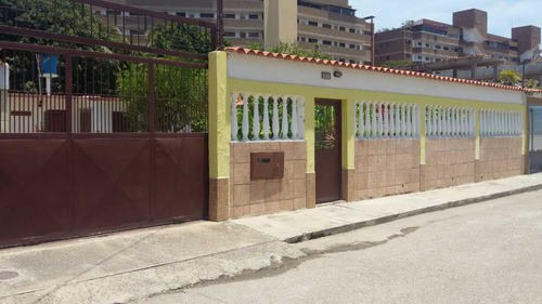 Vendo Casa 400m2 1h/2b/4p Higuerote 6728