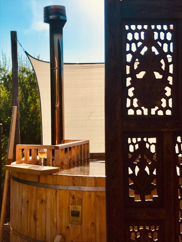 Alquiler Casa Tiny House / Bungalow / Cabaña Punta Colorada, Maldonado Con Piscina Y Tina Nórdica / 36 Mts2 Y 25 Mtrs2 De Deck - Terraza. Jardín Y Parrillero, Equipamiento Y Relax / 250m De La Playa