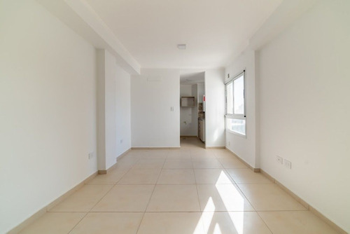Imagen 3 de 11 de Departamento En Venta En Constituyentes
