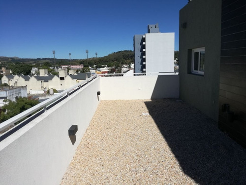 Imagen 2 de 15 de Vendo Excelentes Departamentos De 1 Dormitorio Con Quincho Y Piscina. Belgrano Al 200.