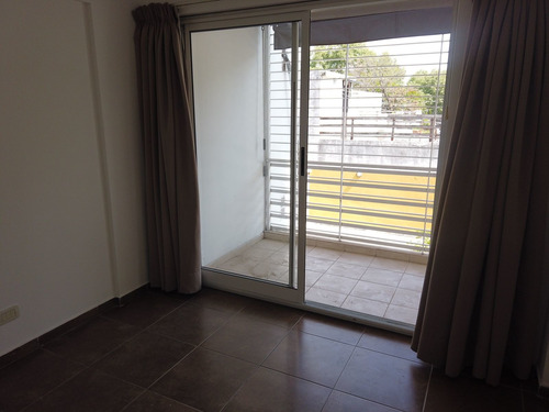 Imagen 23 de 30 de 1 Dormitorio · Cochera · Pileta · Terraza