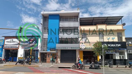 Edificio En Venta En Granada. Cod V61572
