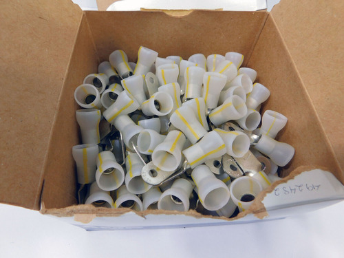 Lot Of 93 Each Amp 53949-1 00 Plasti-grip Electrical Con Ccb