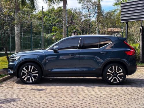 Volvo XC40 1.5 T5 Momentum Recharge (plug-in) 5p Hibrido