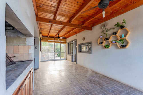 Imagen 17 de 25 de Casa En Venta 3 Dormitorios Con Pileta