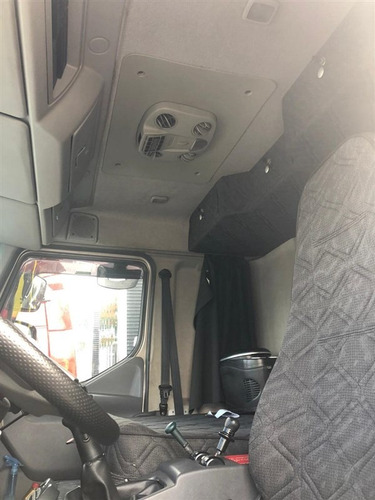 Volvo Vm 330 Ano 2013 Com Rodas De Alumínio 2 Tanques Inox