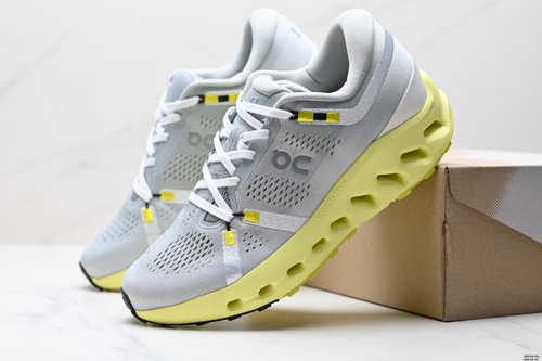 On Running Cloudsurfer 2 Zapatillas Grises