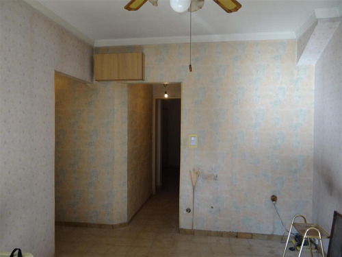 2 Ambientes C/patio
