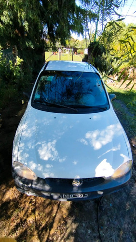 Chevrolet Corsa 1.6 Gl Aa Dh