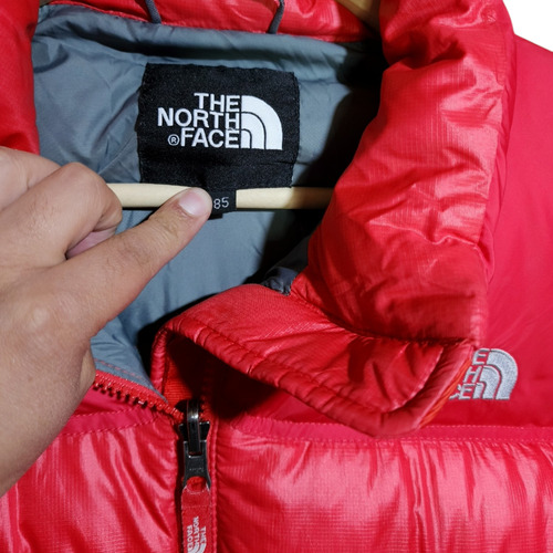 Campera The North Face Roja De Mujer (Usado)