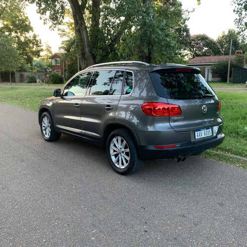 Volkswagen Tiguan 2.0t, Caja Manual De 6º