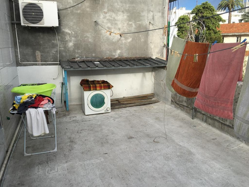 Vende Casa 3 Dormitorios, 2 Baños, Garaje, Barbacoa , Azotea